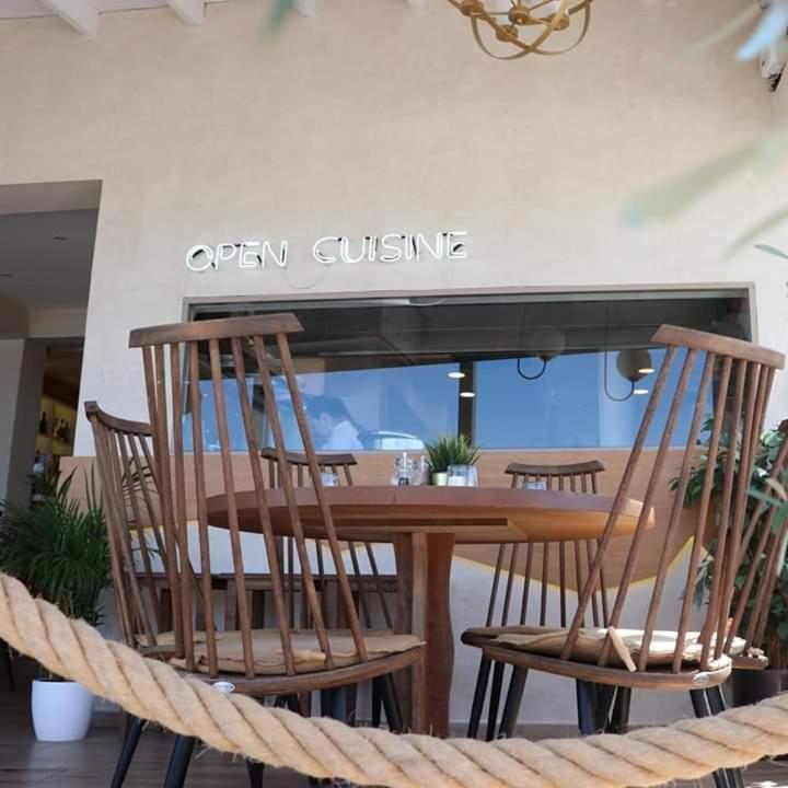 Nefeli Seaside Apartments Polychrono Buitenkant foto
