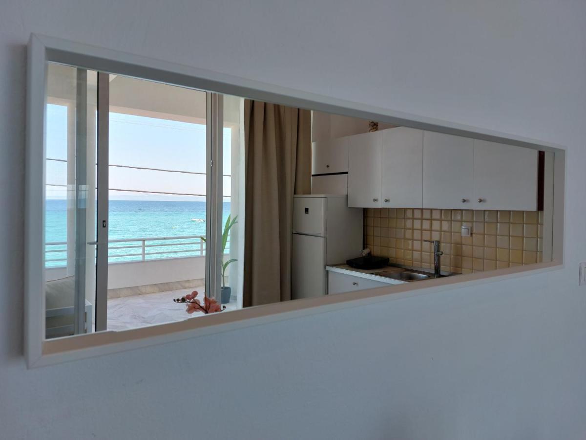 Nefeli Seaside Apartments Polychrono Buitenkant foto