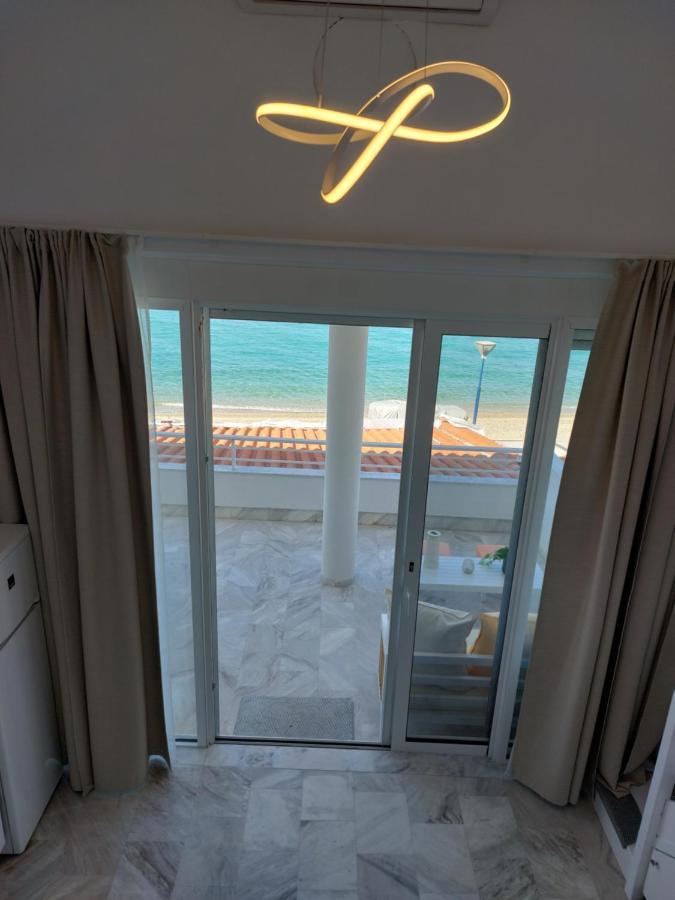 Nefeli Seaside Apartments Polychrono Buitenkant foto